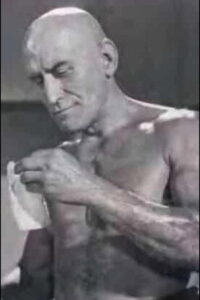 Nathanael León